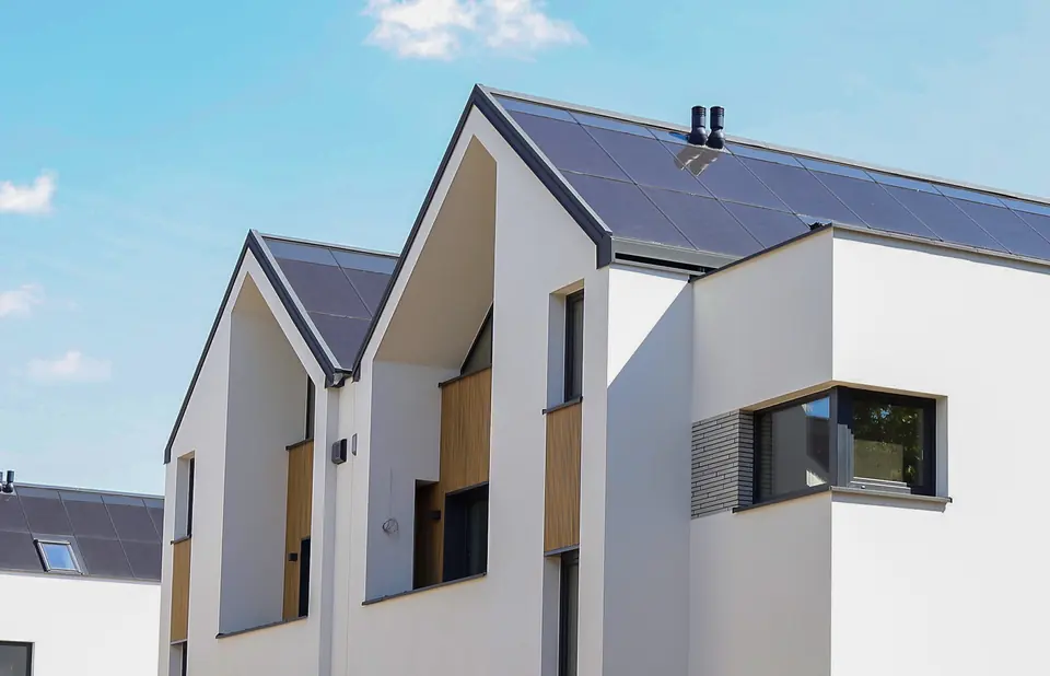 House on the Borowiecka Park estate with a solar roof