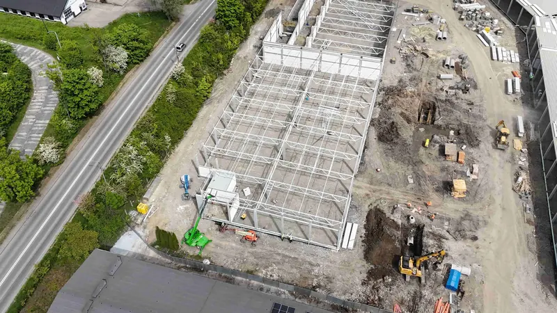 Viva Park Cieszyn under construction – structure by the access road